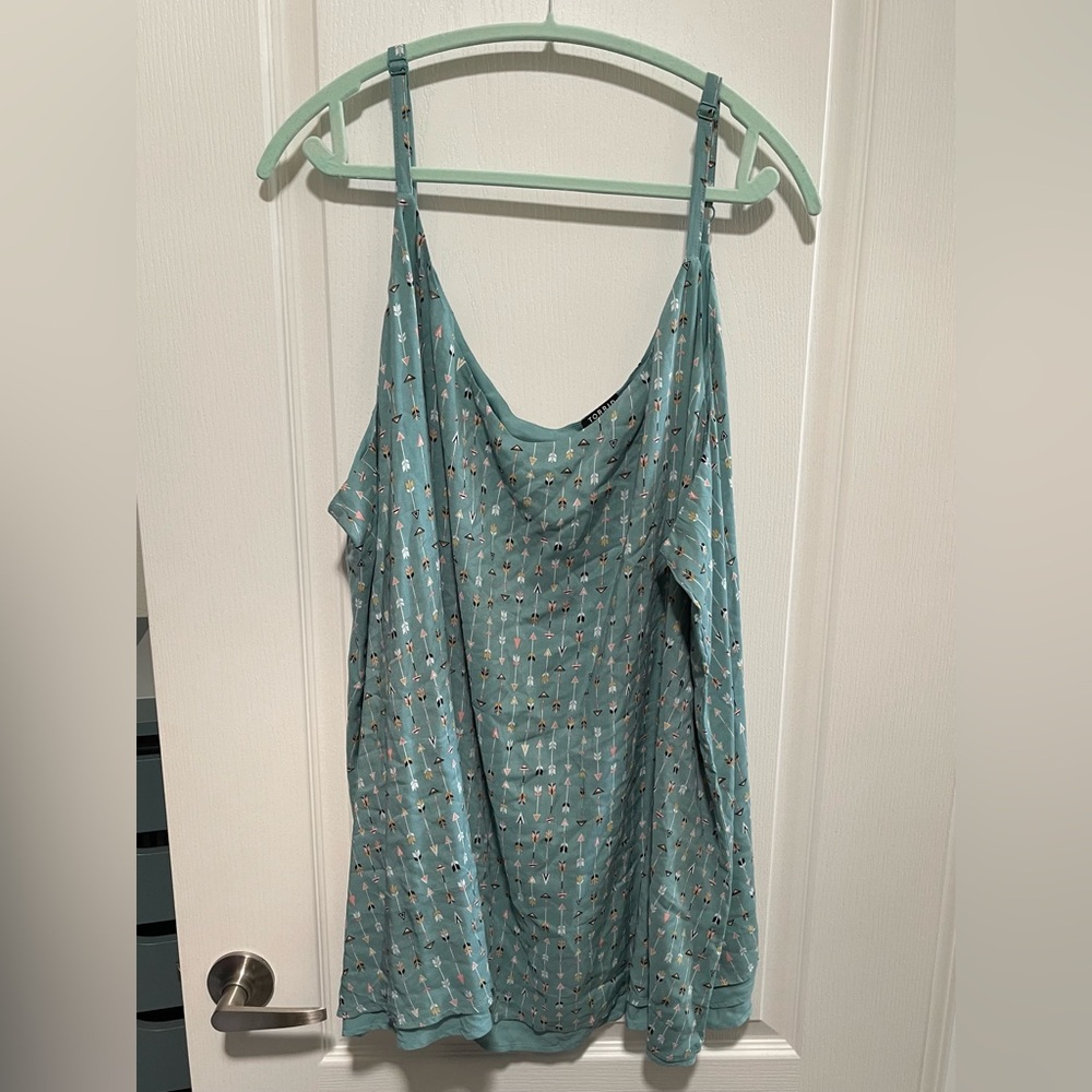 Torrid Teal Arrow Print Tank Size 6